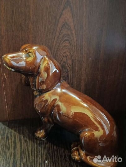 Гипсовая статуэтка собаки