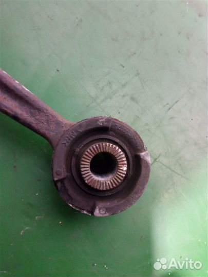 Рычаг подвески передний левый Toyota Mark 2 JZX100