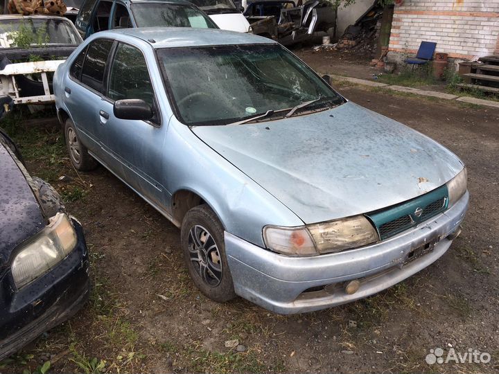 Nissan Sunny fb14 разбор по запчастям