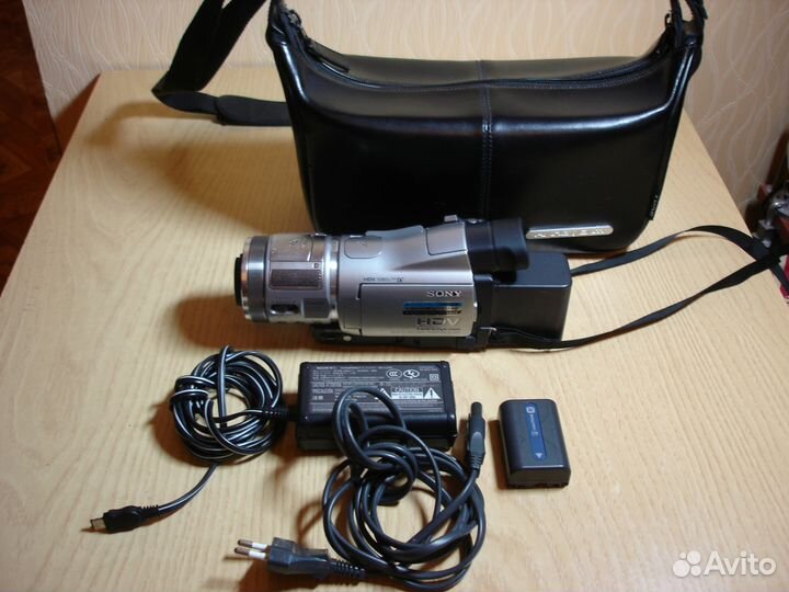 Sony HDR-HC1 Видеокамера Япония