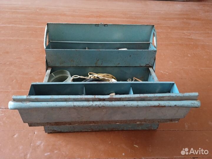 Ящик для инструмента