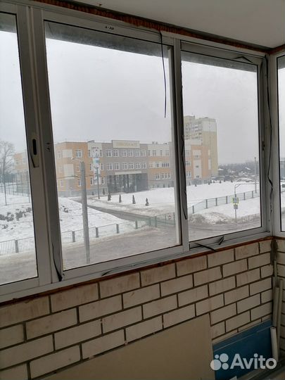 Алюминиевые окна на балкон