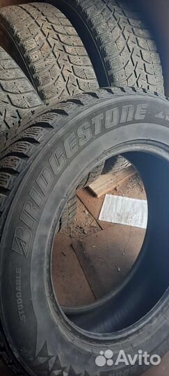 Bridgestone Blizzak MZ-03 225/65 R17