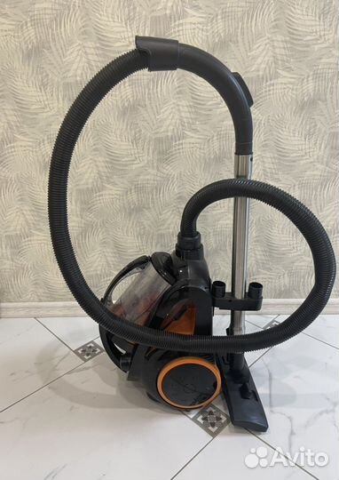 Пылесос Scarlett IS-580 рабочий