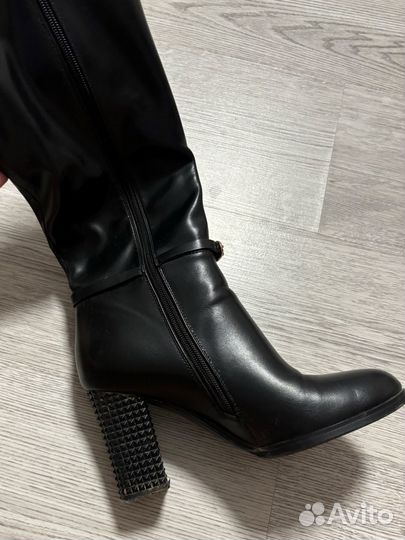 Сапоги женские высокие 37