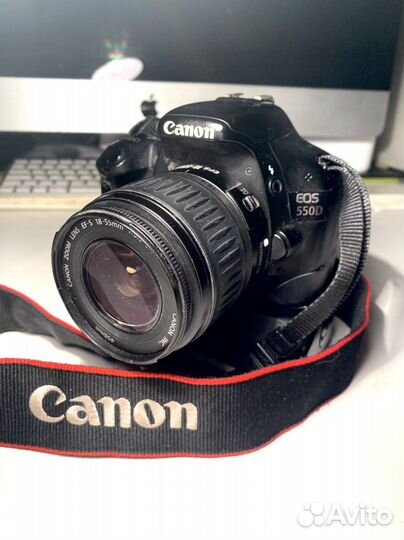 Зеркальный фотоаппарат canon 550d