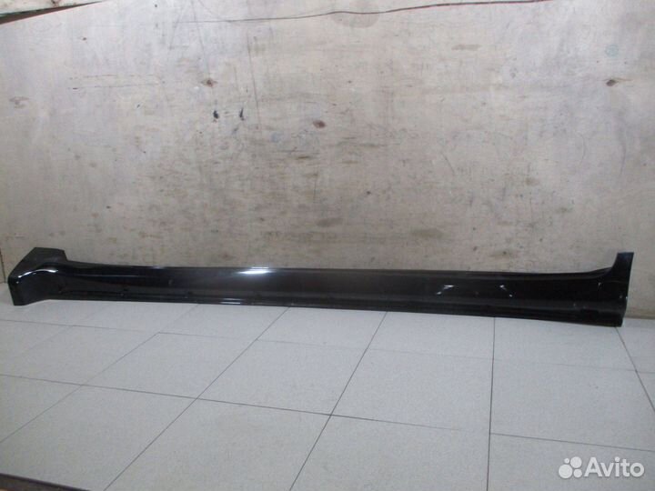 Накладка на порог Toyota Land Cruiser 200