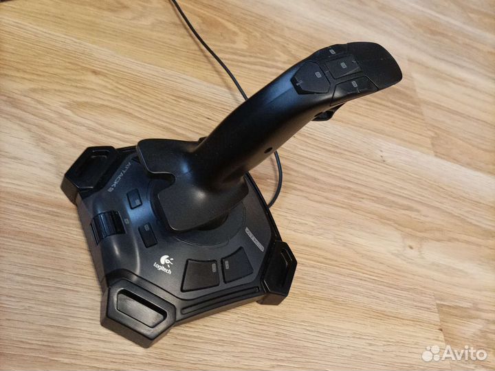 Джойстик Logitech Attack 3