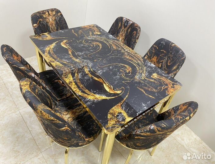 Раскладной стол и стулья