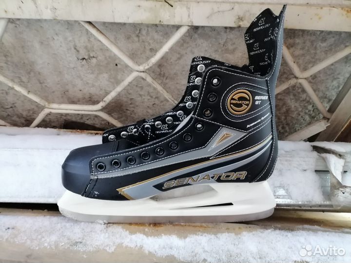 Коньки хоккейные senator gt