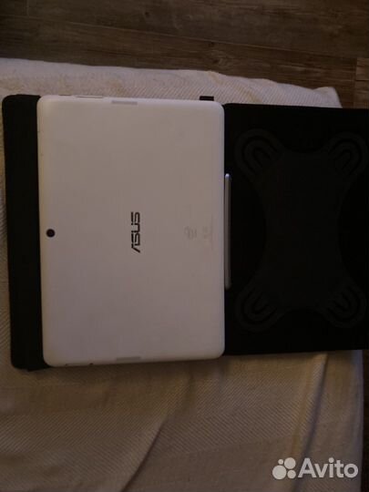 Планшет Asus Transformer Pad K018 (tf103cg)