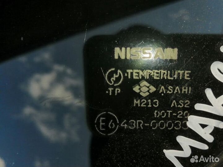 Стекло двери задней левой для Nissan Maxima (A32)