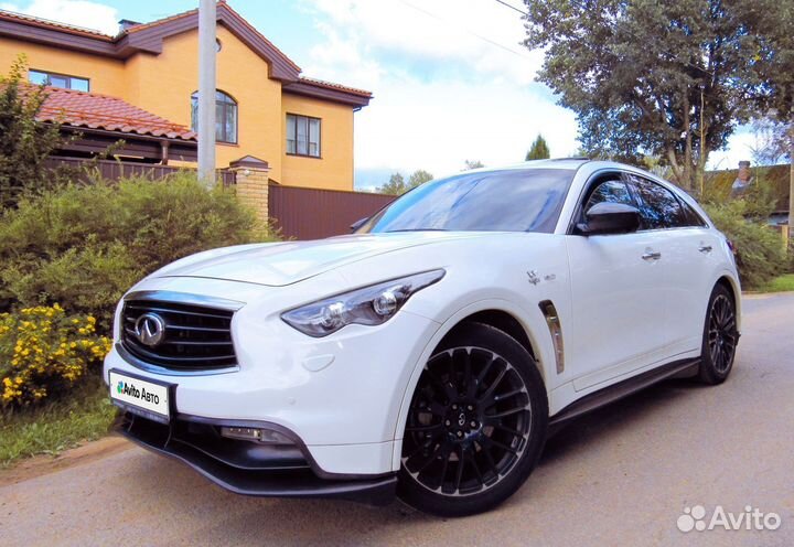 Infiniti FX50 5.0 AT, 2013, 130 000 км