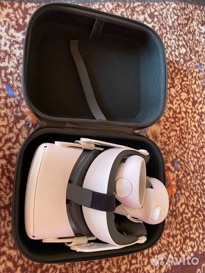 Oculus quest 2 прошитый 1000 игр б/у