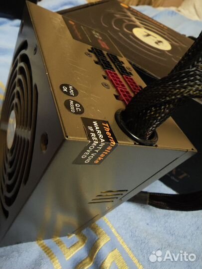 Блок питания Thermaltake Toughpower XT 675W 80+