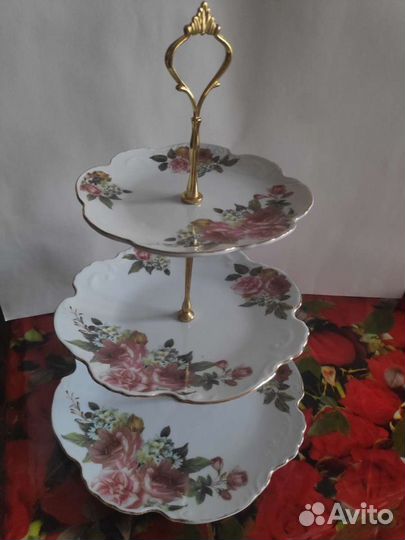 Блюдо фарфор