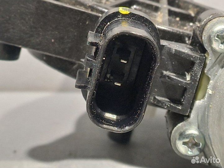 Мотор стеклоподъемника задний левый Kia Sportage 4