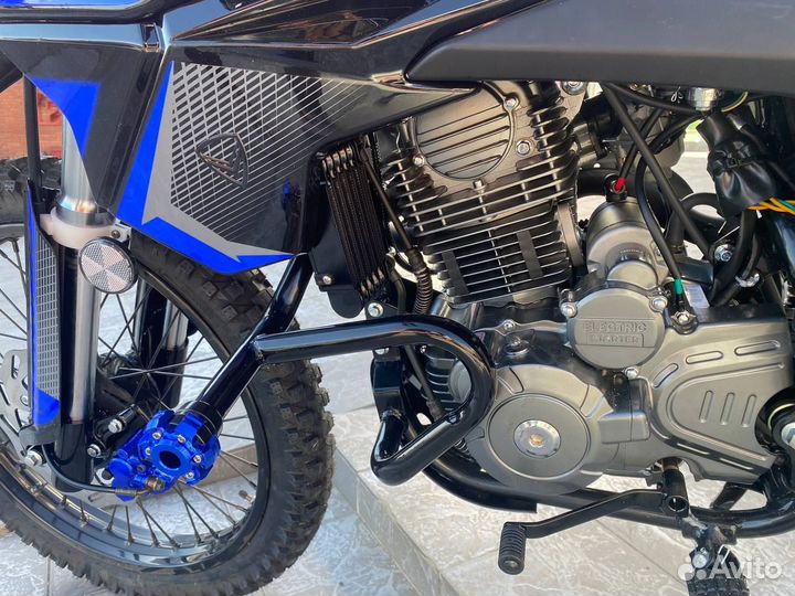 Мотоцикл racer RC300-GY8V XSR