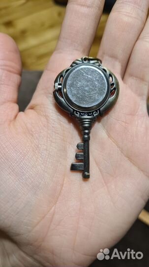 Украшения, бижутерия