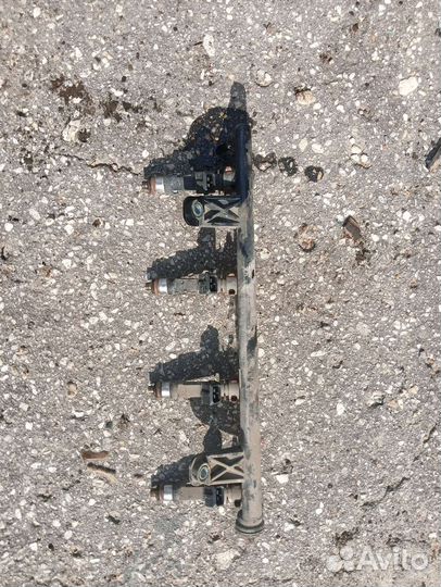 Топливная рампа renault logan