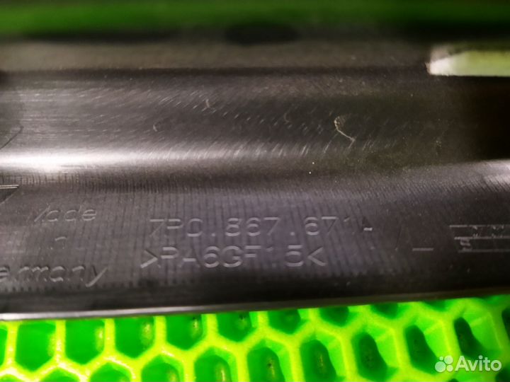 Накладка двери передняя левая Volkswagen Touareg