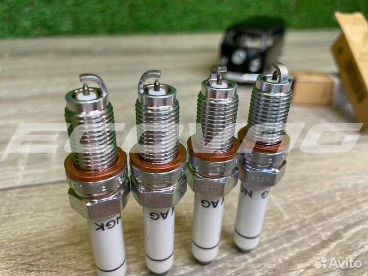 Свечи зажигания оригинал VAG 04E905602 1.2/1.4 TSI