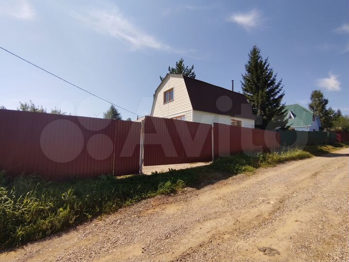 Дача 60 м² на участке 10 сот.