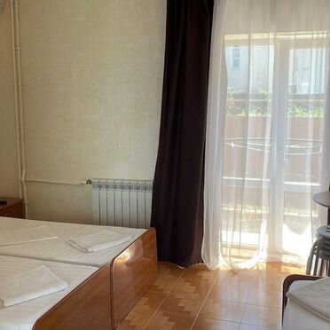 Комната 21 м² в > 9-к., 1/3 эт.