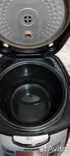 Мультиварка redmond rmc m70