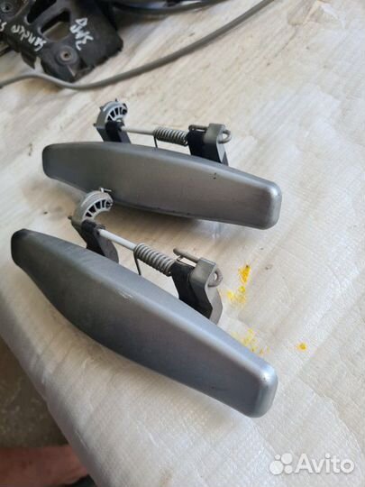 Ручка двери внешняя Renault Sandero 2011