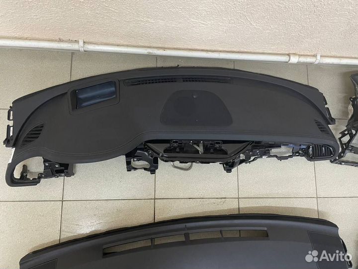 Kia stinger торпедо 2017-2023