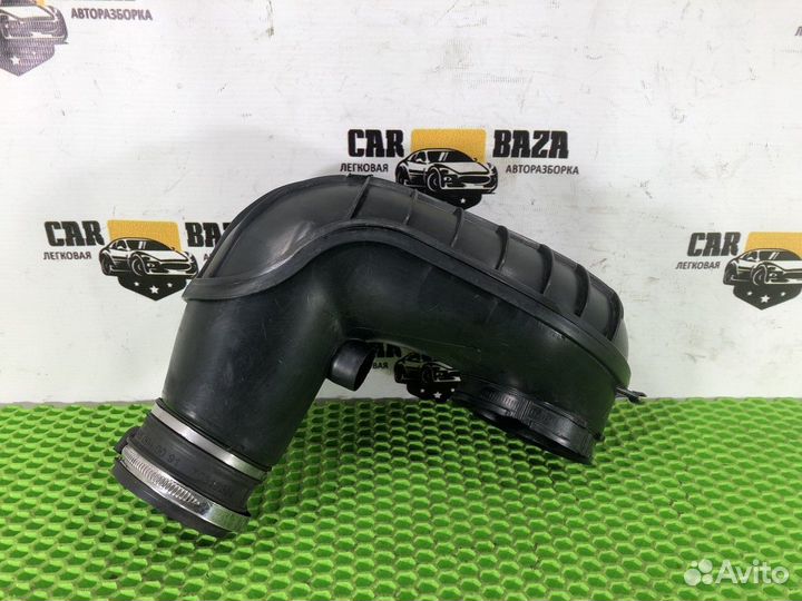 Патрубок воздушного фильтра Mercedes-Benz C-class