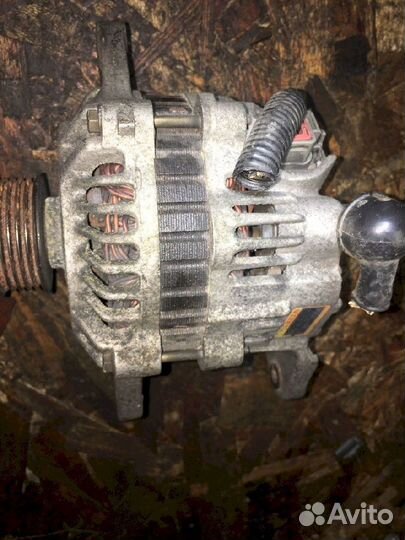 Генератор subaru Legacy BP5 23700AA230