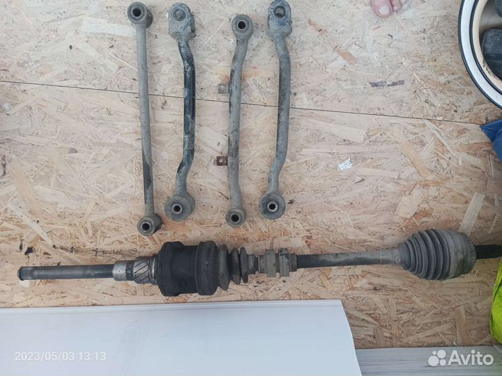 Ступица задняя 2 шт ниссан санни