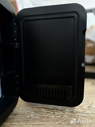 Холодильник для косметики