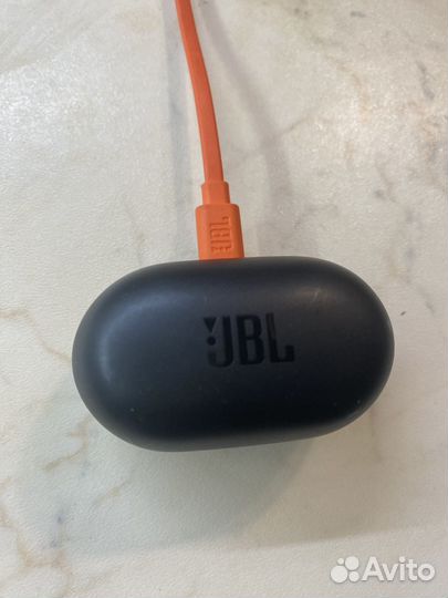 Беспроводные наушники jbl