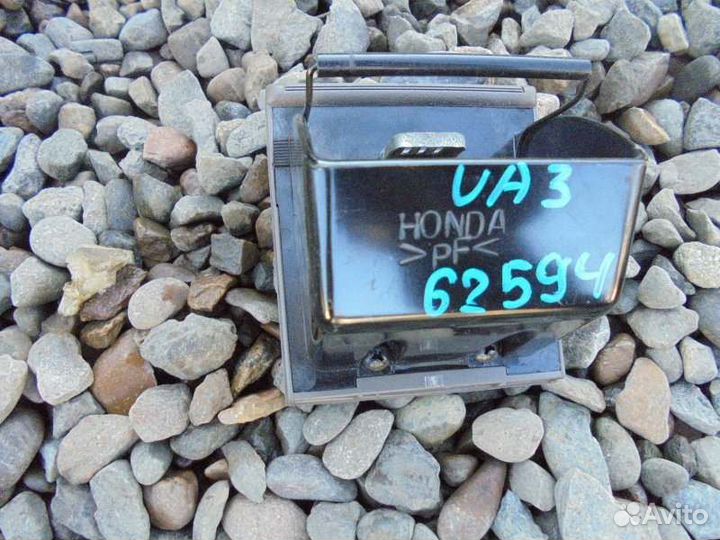 Пепельница задняя Honda Inspire UA3 C32A 1995/12