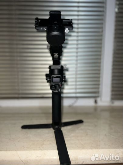 Стабилизатор для камеры dji