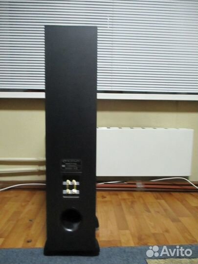 Напольные акустические колонки