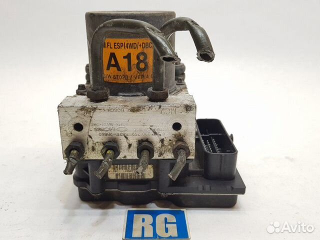 Блок abs Hyundai Santa Fe 2.2 D4HB 2011