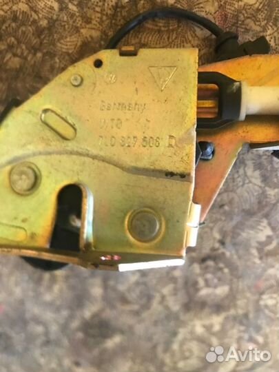 Замок стекла багажника Porsche Cayenne 955 2005