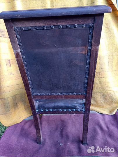 Антикварный стул