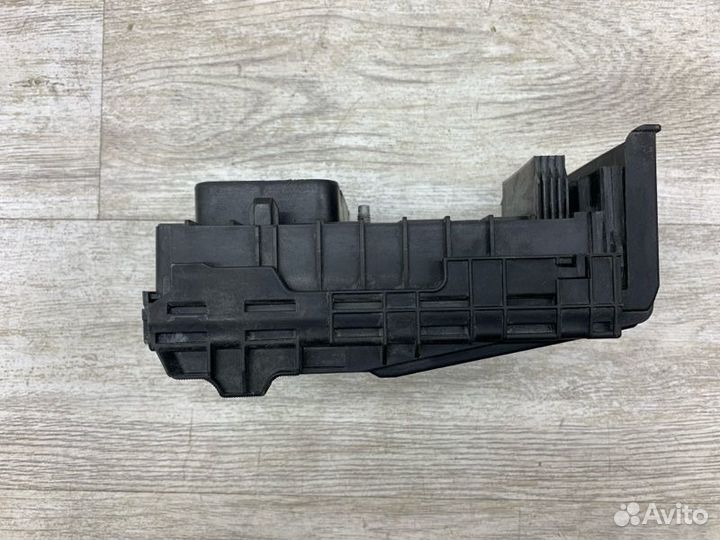 Блок предохранителей Skoda Octavia универсал cayc