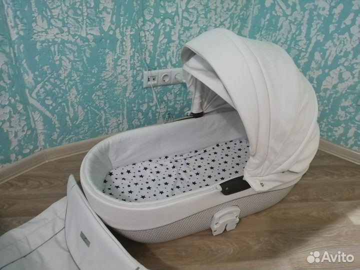 Коляска Roan bass eco 2в1