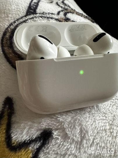 Наушники Apple AirPods Pro 1 MagSafe Charging Case