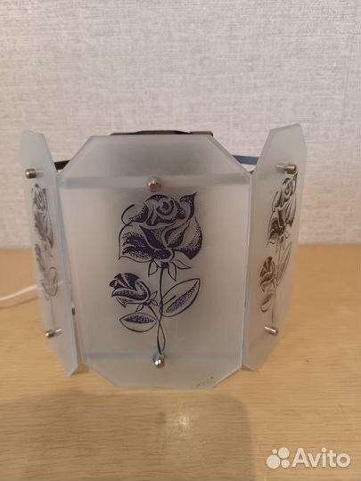 Настенный светильник бра