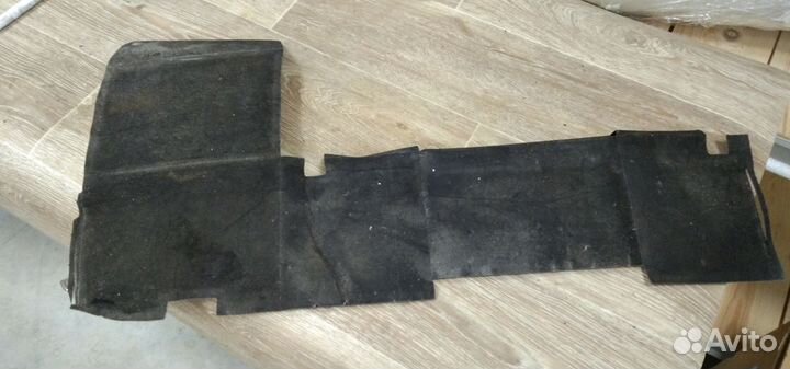 Чехол акб Volkswagen Passat B6 (2005-2010)