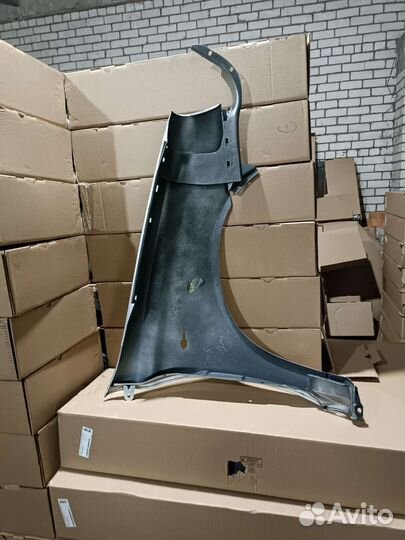 Крыло калина левое цвет серебристый платина