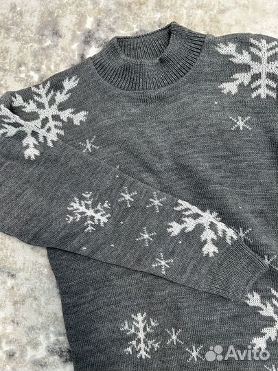 Свитер женский новый