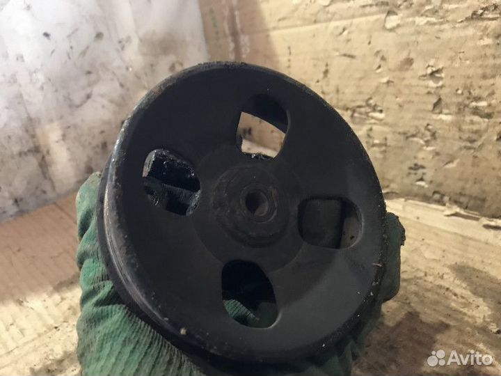 Насос гур Hyundai Grand Starex Н1